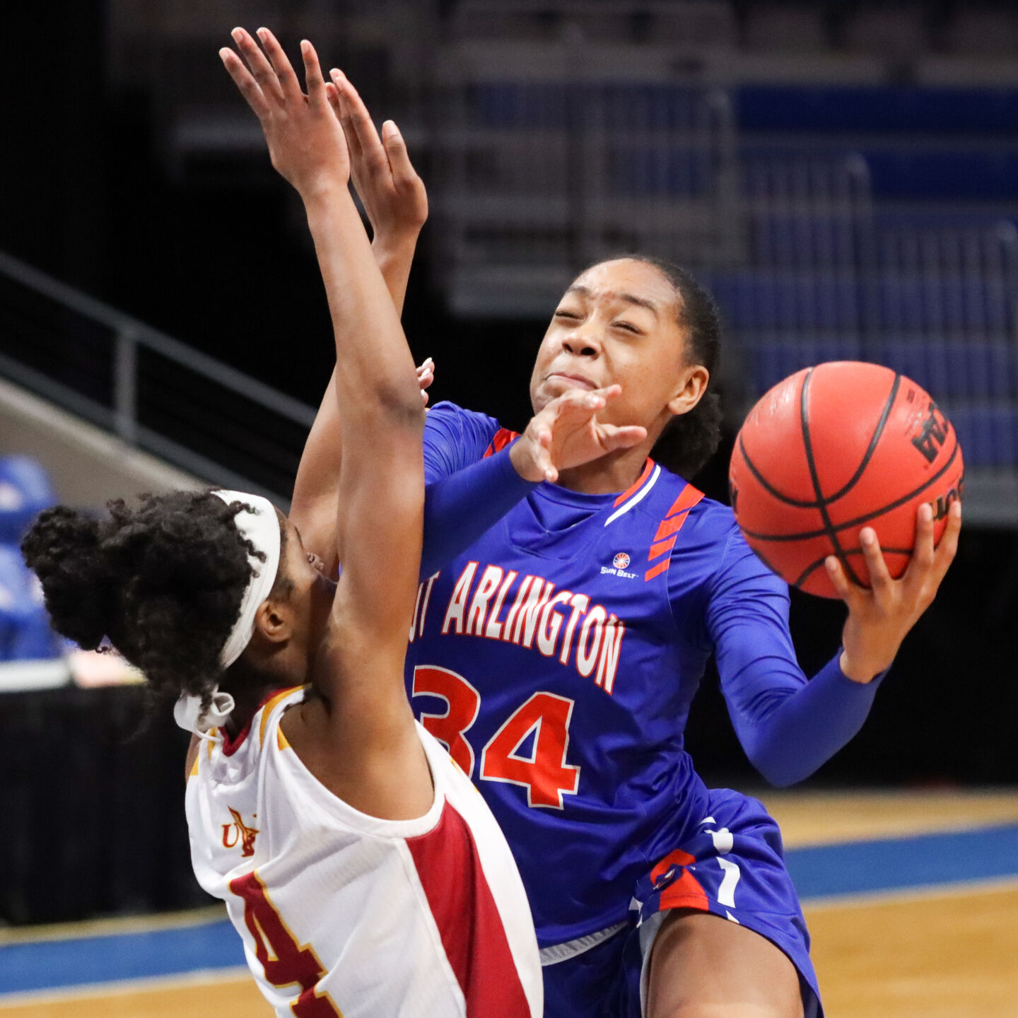 Photos: Lady Mavericks sweep two-game series against University of Louisiana Monroe